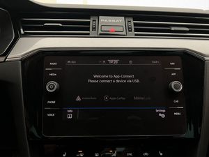 Volkswagen Passat bild 24