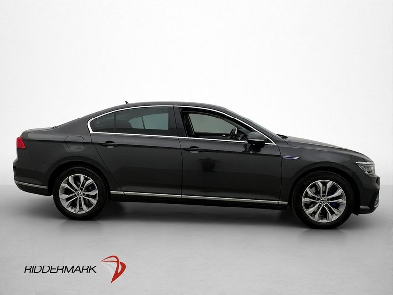 Volkswagen Passat bild 9