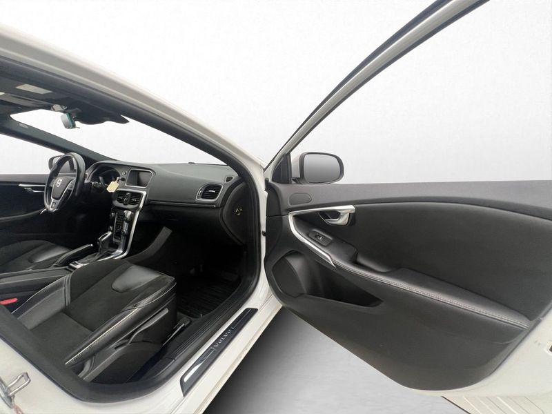 Volvo V40 bild 15