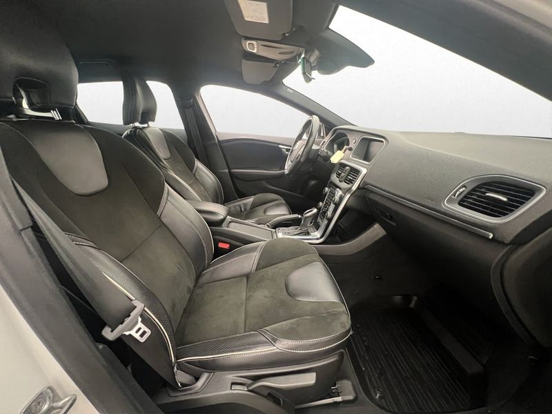 Volvo V40 bild 14