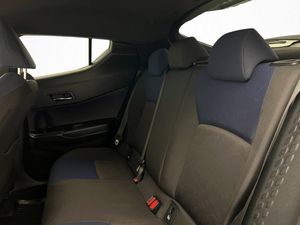 Toyota C-HR bild 30