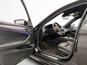 BMW 530 bild 10