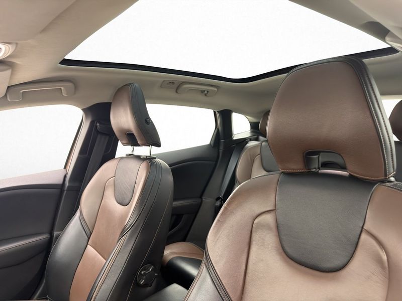 Volvo V40 bild 12