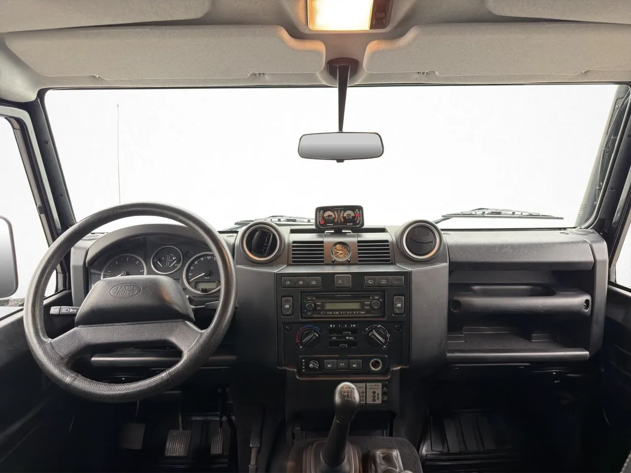 Vehicle image 18
