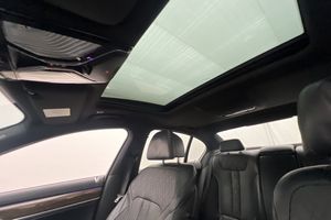 BMW 730 bild 10