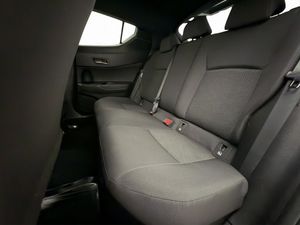 Toyota C-HR bild 26