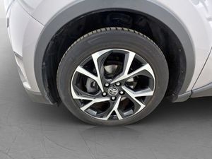 Toyota C-HR bild 30