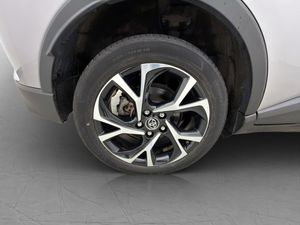 Toyota C-HR bild 28