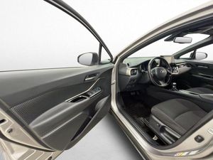 Toyota C-HR bild 10