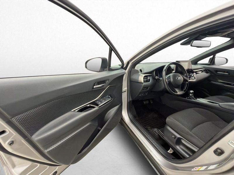Toyota C-HR bild 10