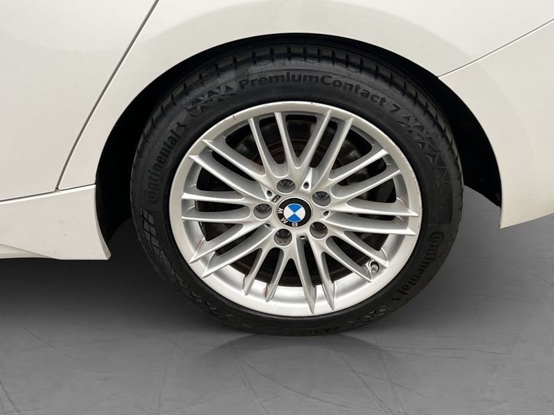 BMW 118 bild 24