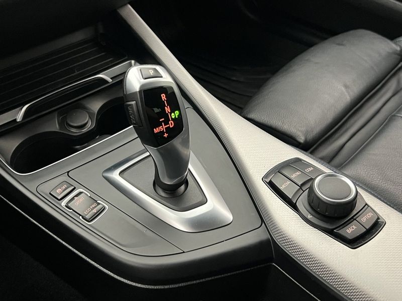 BMW 118 bild 19