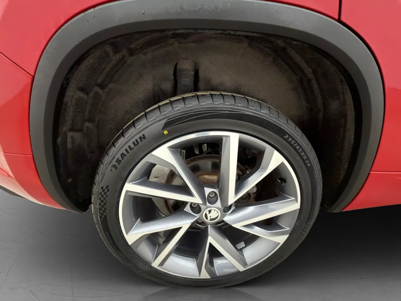Vehicle image 36