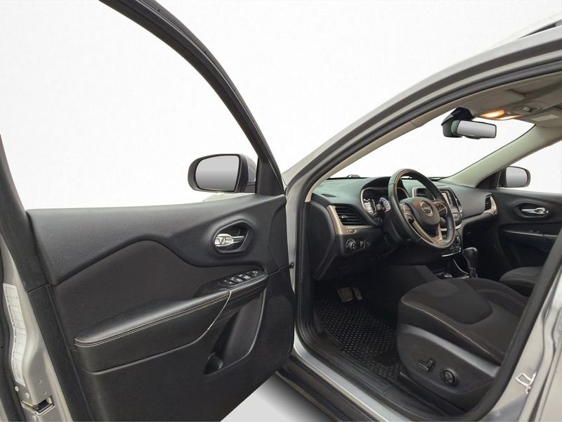 Jeep Cherokee bild 11