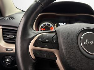 Jeep Cherokee bild 16