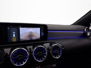 Mercedes CLA250 bild 18