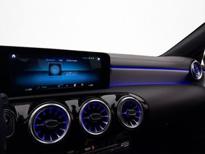 Mercedes CLA250 bild 21