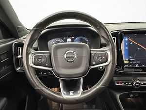 Volvo XC40 bild 15