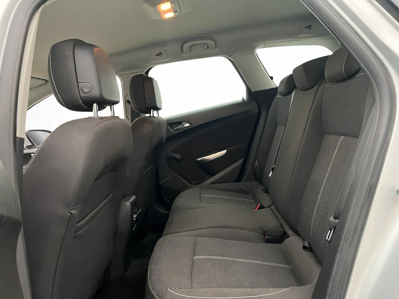 Vehicle image 22