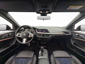 BMW 218 bild 12