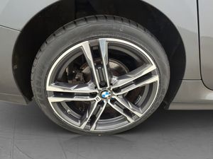 BMW 218 bild 31