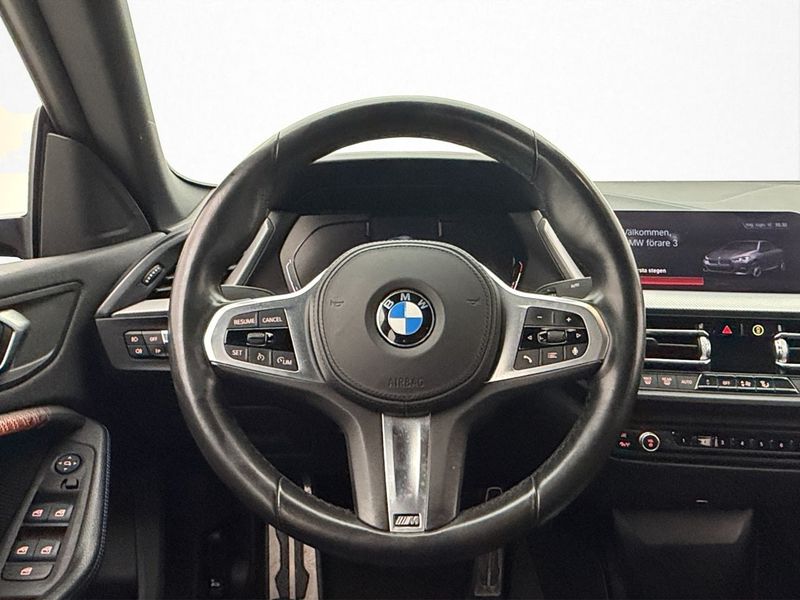 BMW 218 bild 13