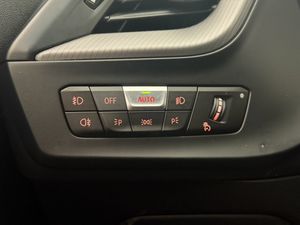 BMW 218 bild 14