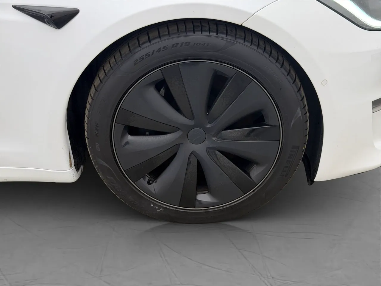 Vehicle image 36