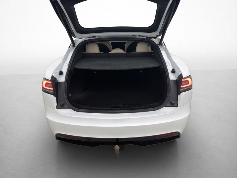Tesla Model S bild 35