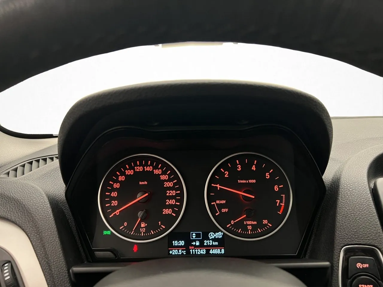 Vehicle image 21