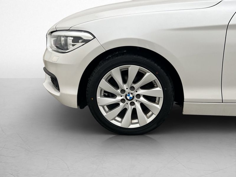 BMW 118 bild 28