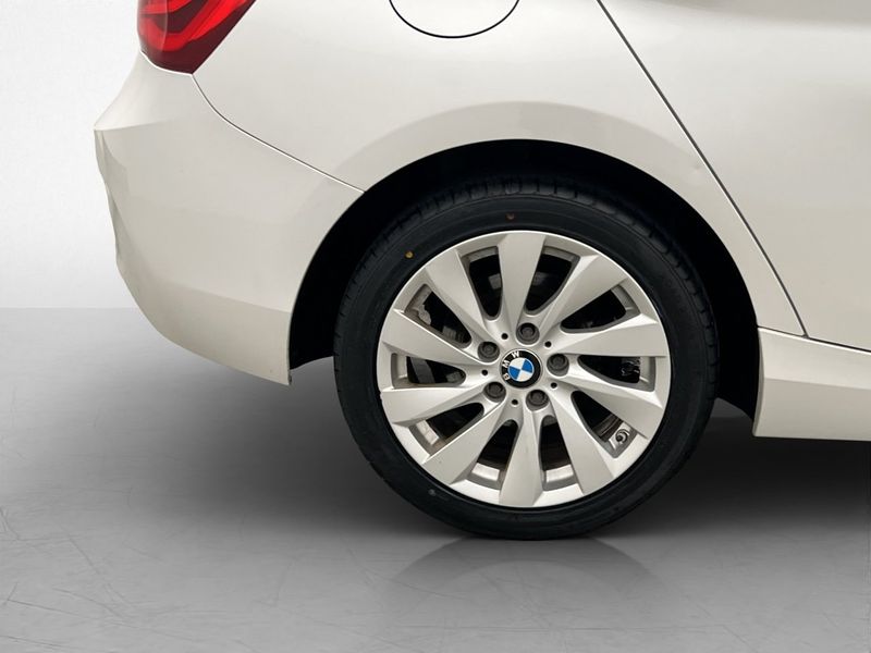BMW 118 bild 30