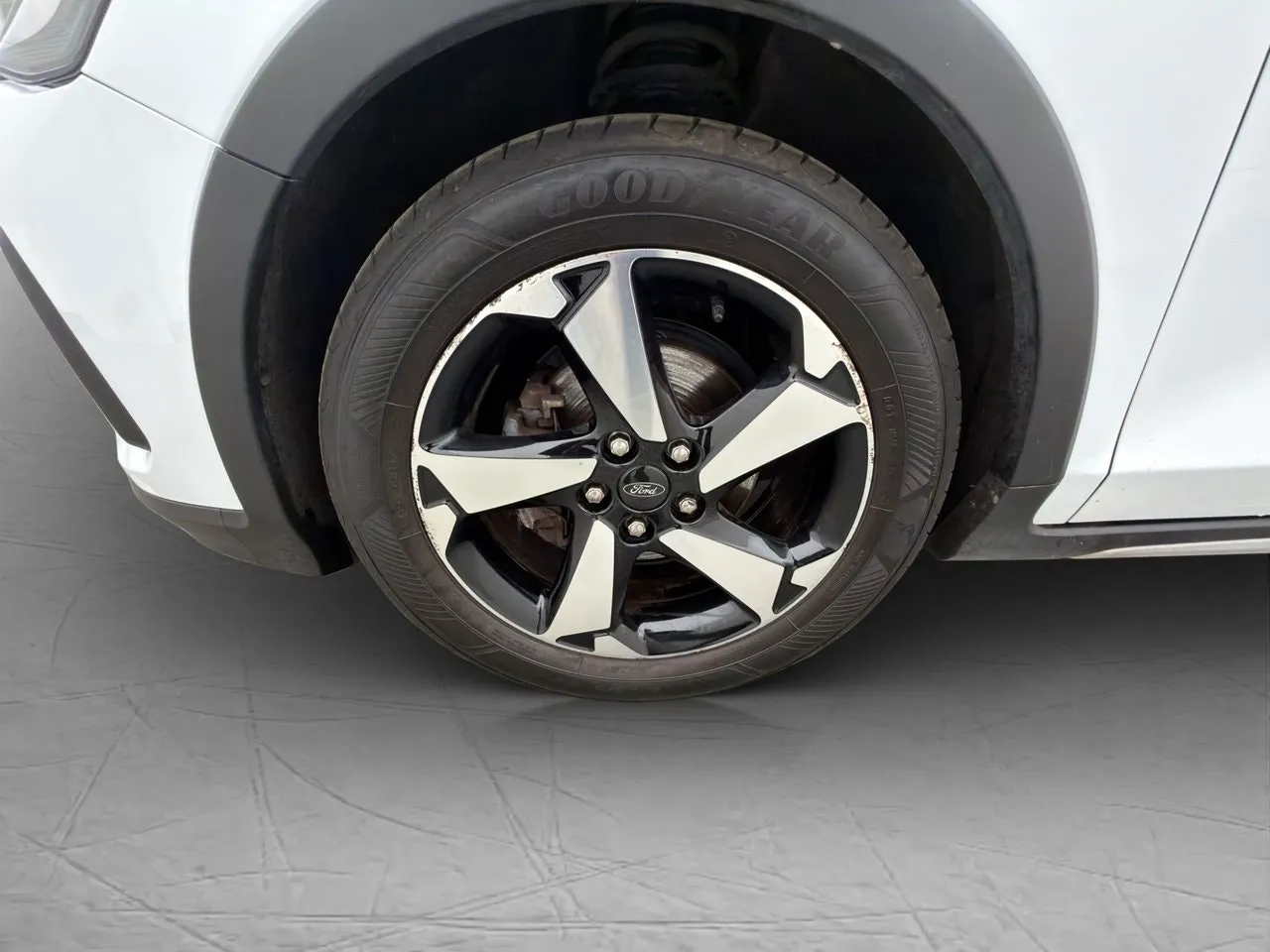 Vehicle image 31