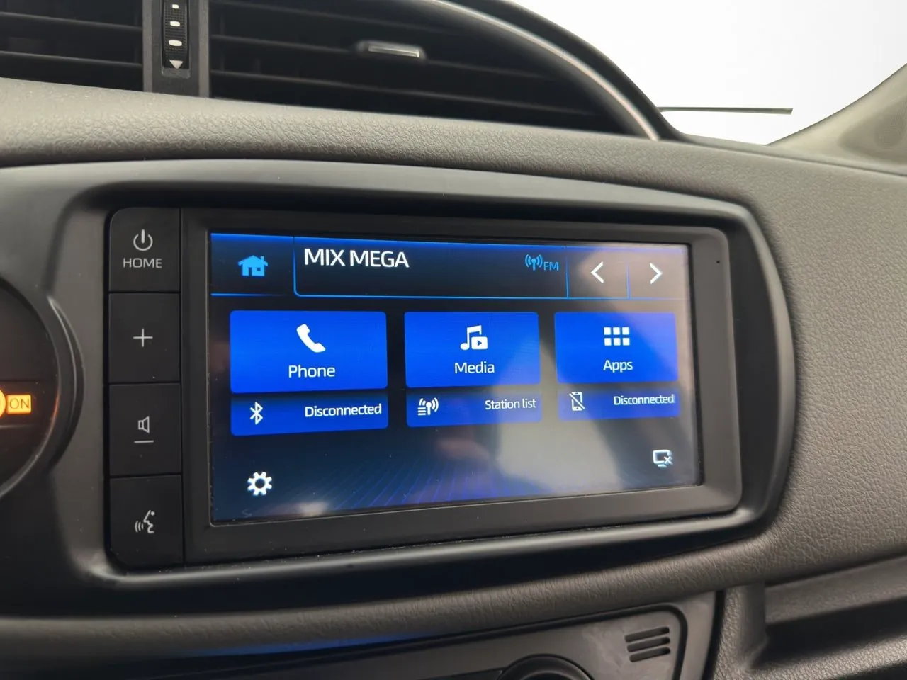 Vehicle image 20