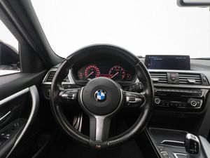 BMW 320 bild 13