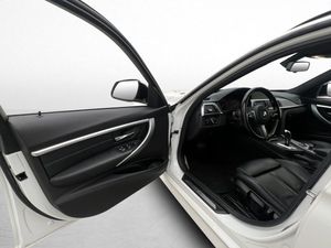 BMW 320 bild 10