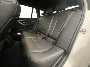 BMW 320 bild 24