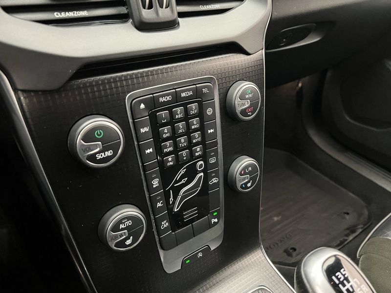 Volvo V40 bild 22