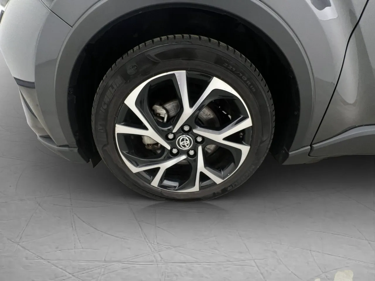 Vehicle image 31