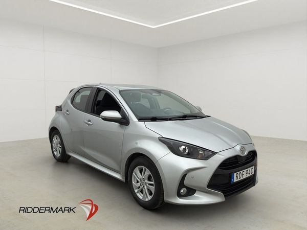 Toyota Yaris Hybrid 116hk Active Kamera CarPlay MOMS - 2024