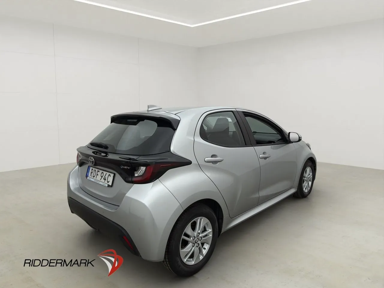 Vehicle image 7