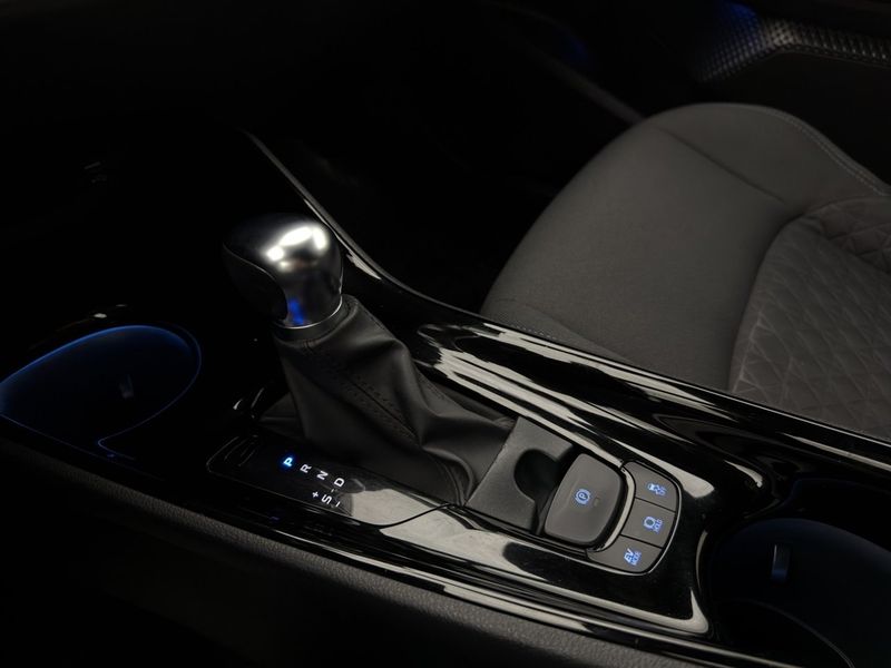 Toyota C-HR bild 25