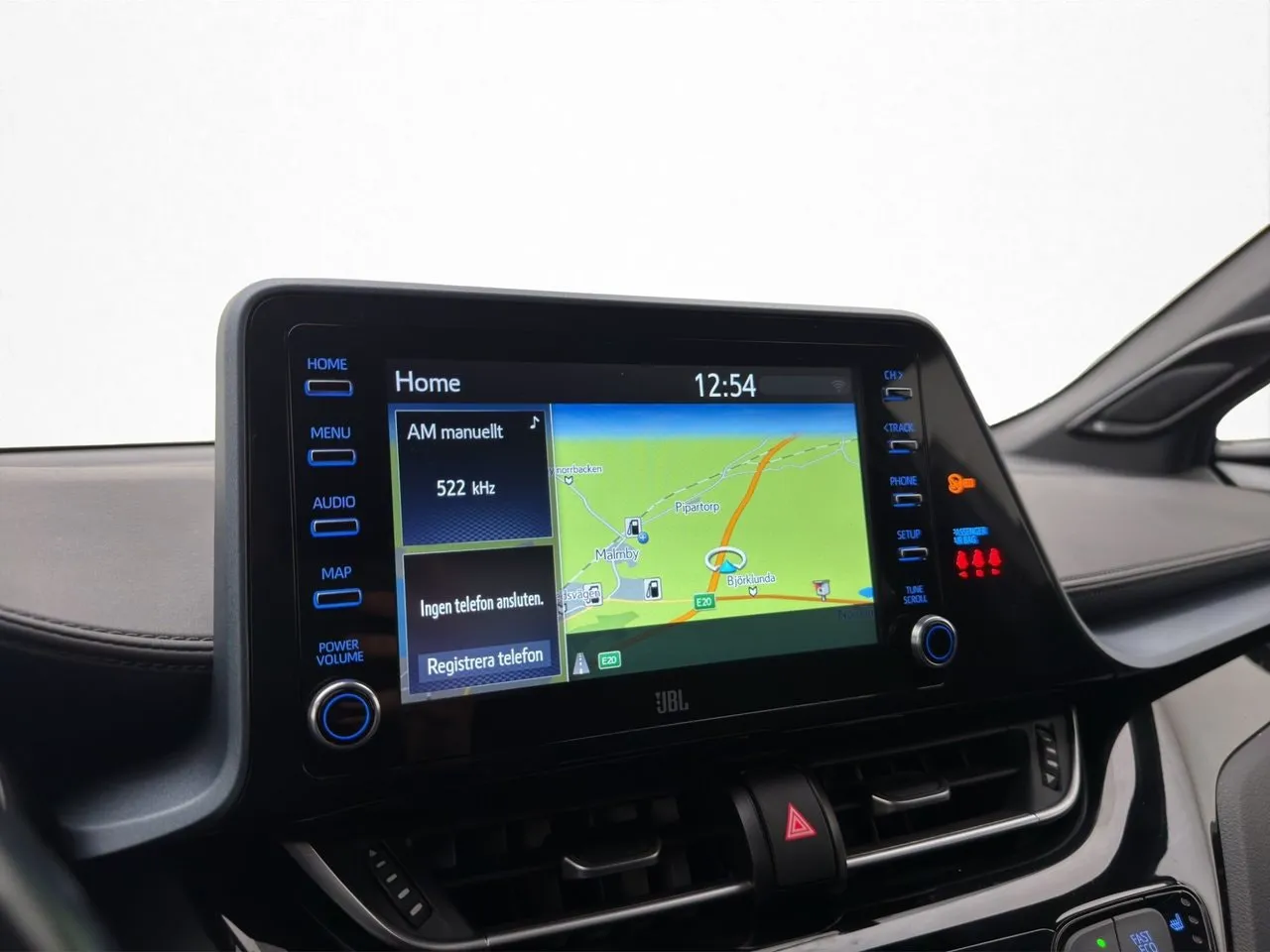 Vehicle image 20