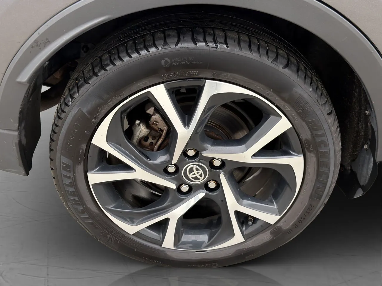 Vehicle image 31