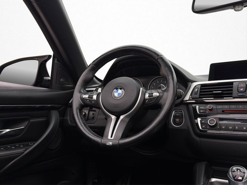 BMW M4 bild 16