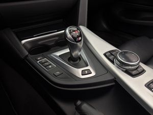 BMW M4 bild 30