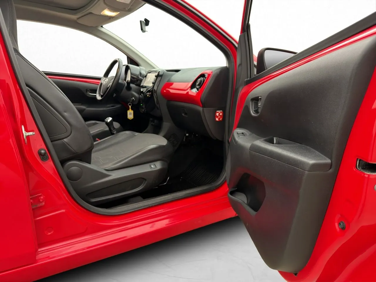 Vehicle image 23