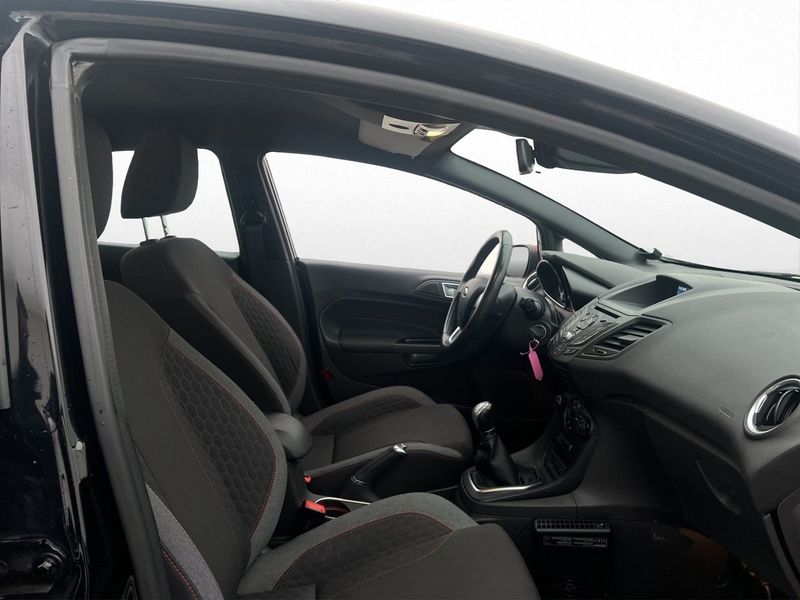 Ford Fiesta bild 15