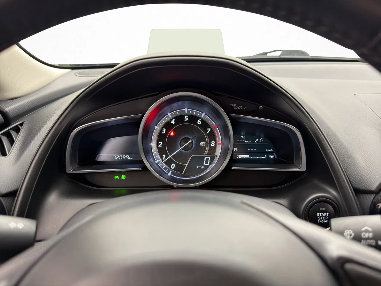 Vehicle image 14