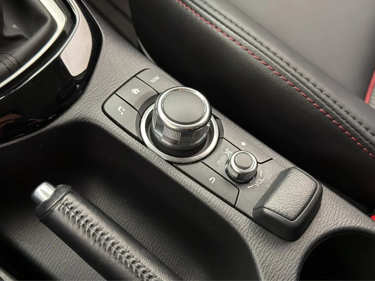 Vehicle image 21